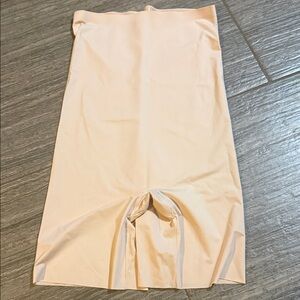 SPANX Women's Thinstincts Targeted High Waist Shorts, Soft Nude, Large